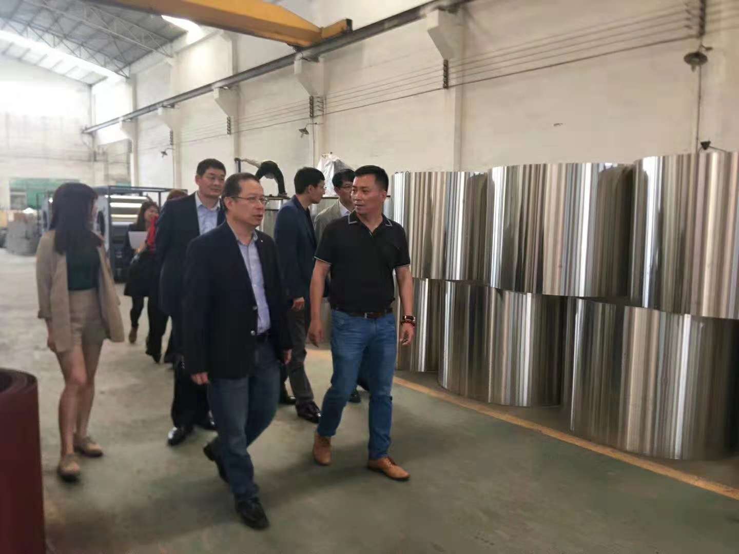 港华燃气领导参观佛山洁机皇生产车间