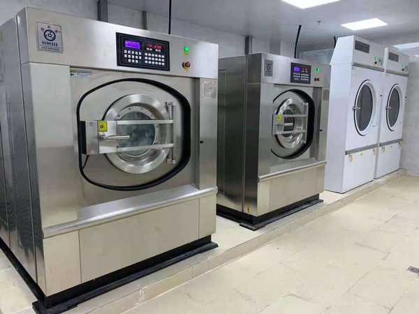 学校洗衣房设备的全自动洗脱机怎么使用？